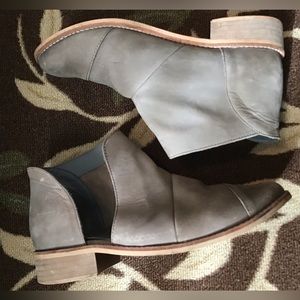 Crevo Coralie Asymmetric Cut Out Boot 9